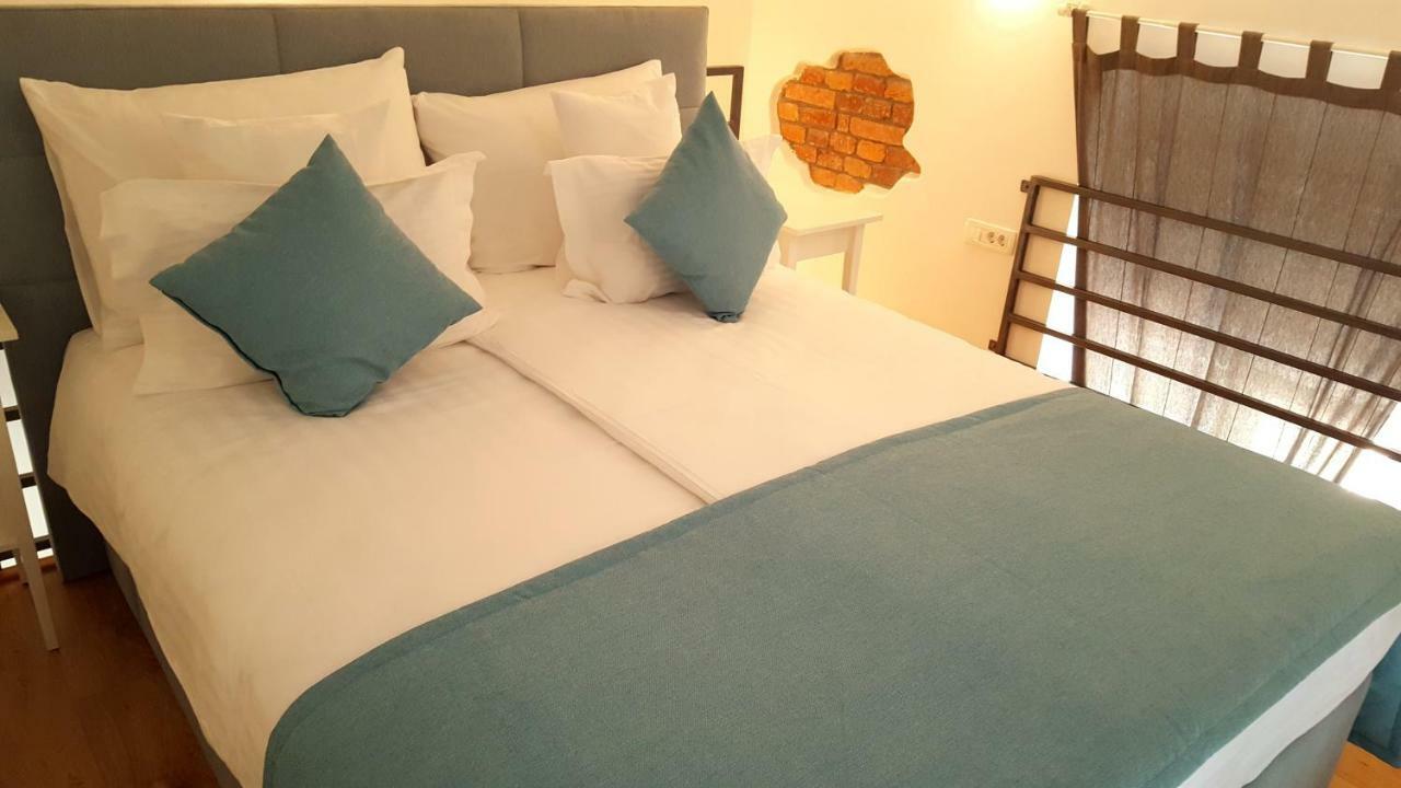 Studio Apartment Vanna - 1St Row To The Sea Opatija Luaran gambar
